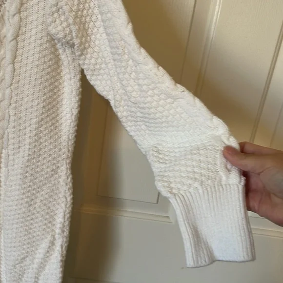 Abercrombie & Fitch White Cable net Sweater Dress Medium - Picture 2 of 6